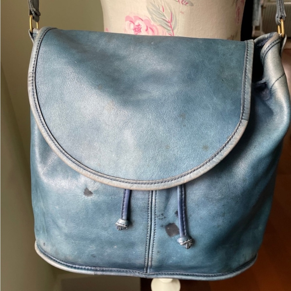 Vintage Coach 1980s Drawstring Soft Flap bag